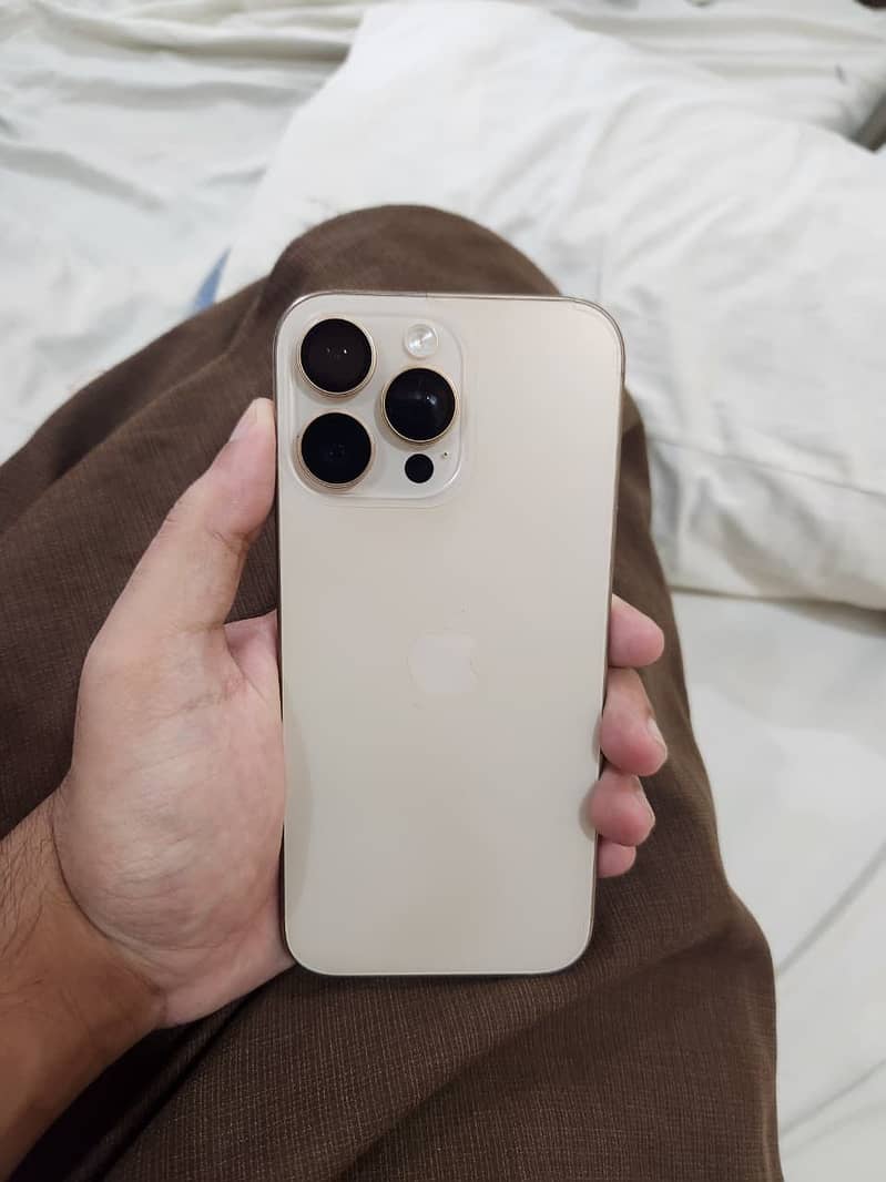 iPhone 16 Pro Max 0