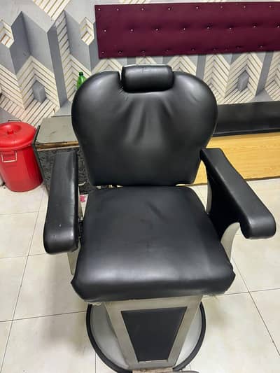 hair cut chairs