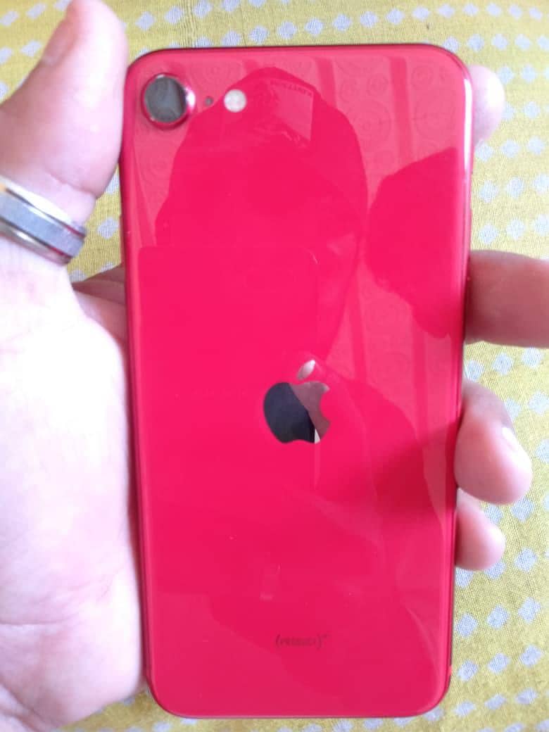 Apple iPhone SE 4