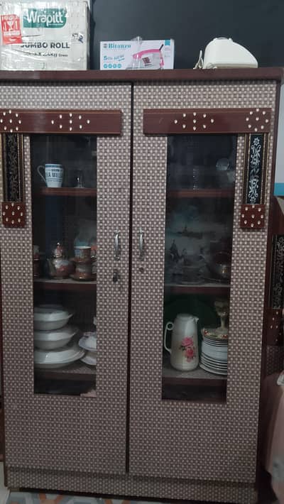 almari queen size bed with medress, dressing table & divider
