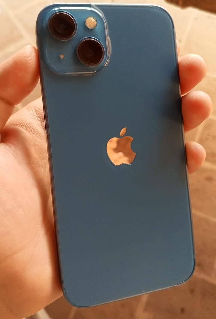 Apple iPhone 13 2