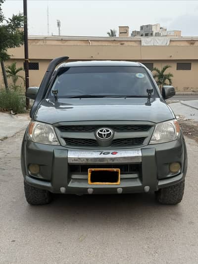 Toyota Hilux 2011