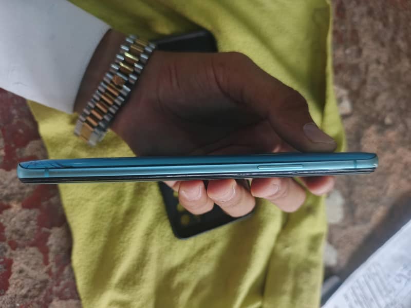 One Plus 8T 2