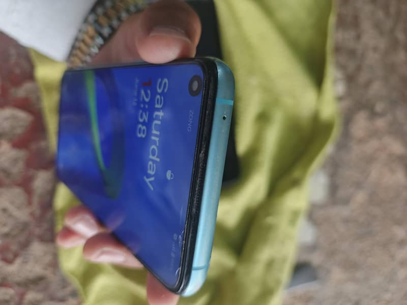 One Plus 8T 4