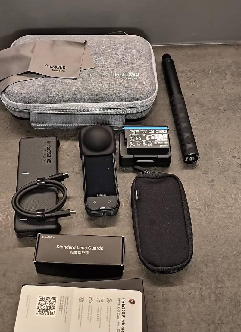 Insta 360 X5 ESSENTIALS BUNDLE 1