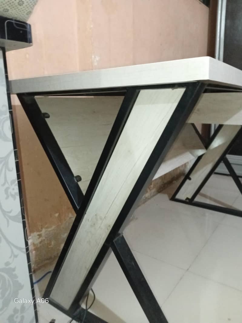gaming table 4