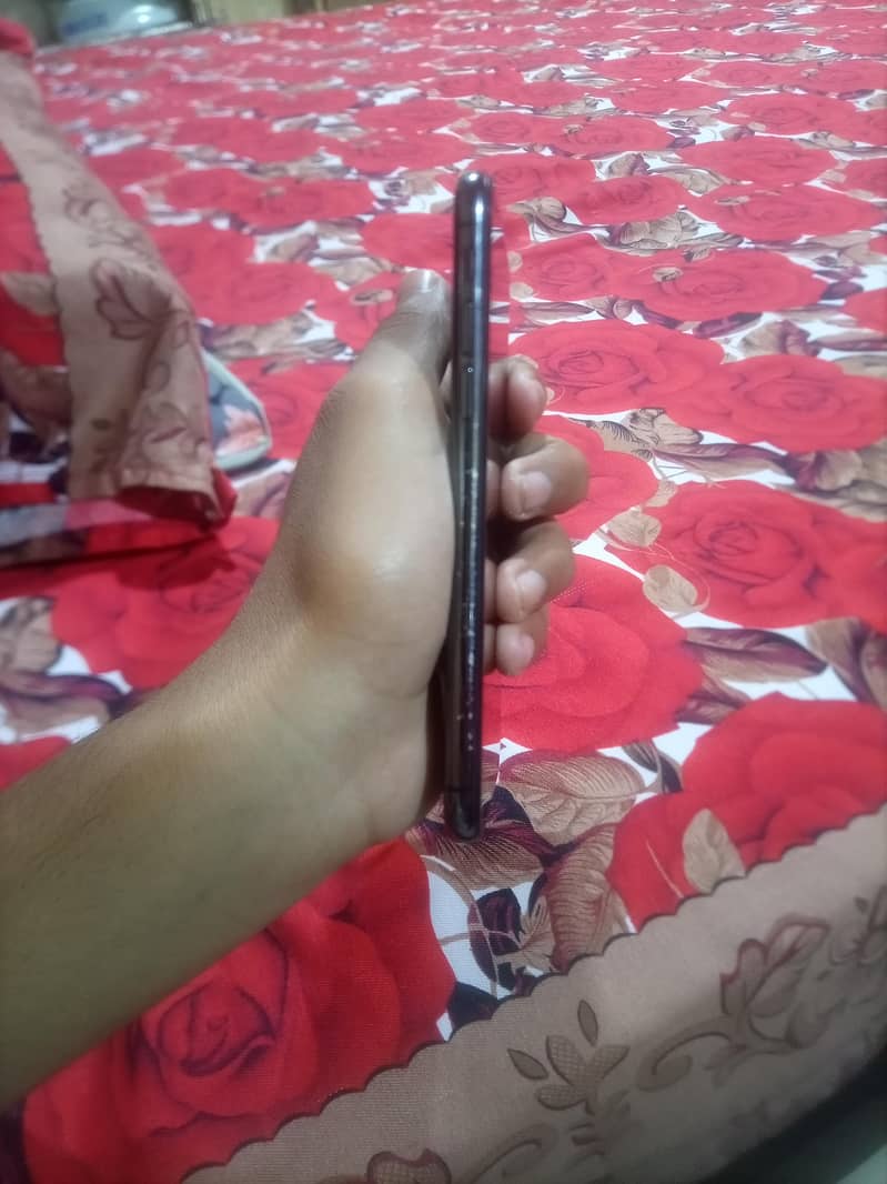 Apple iPhone X 2
