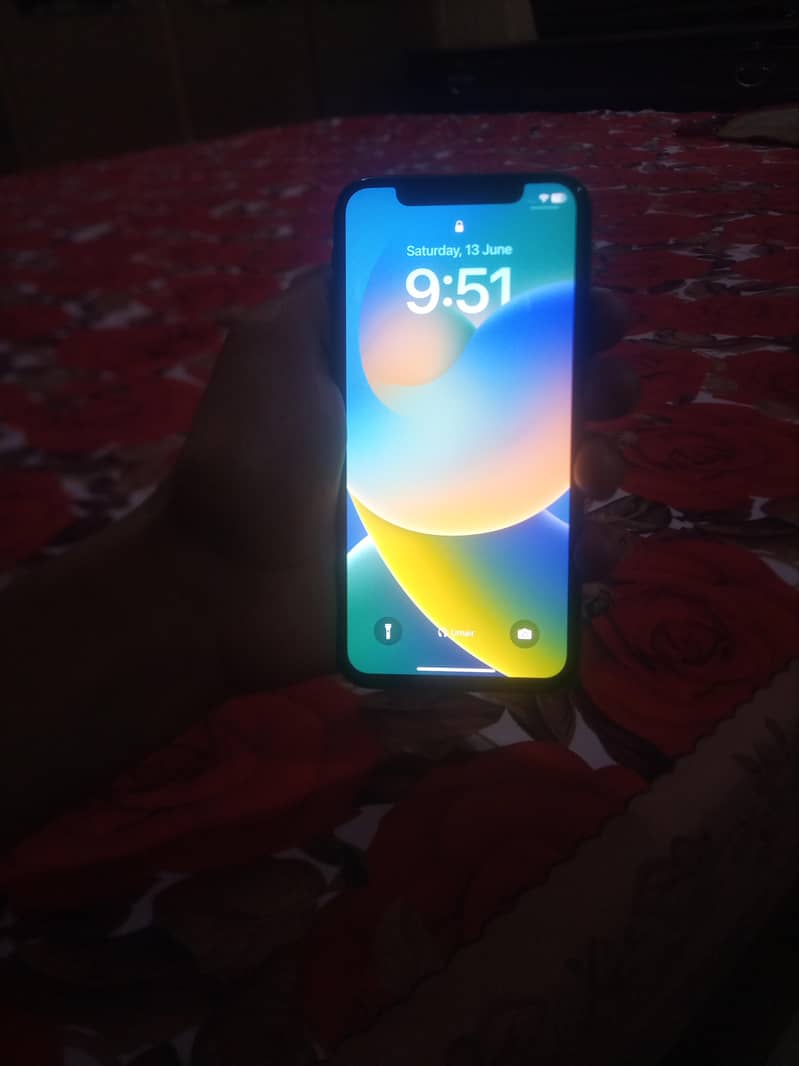 Apple iPhone X 5