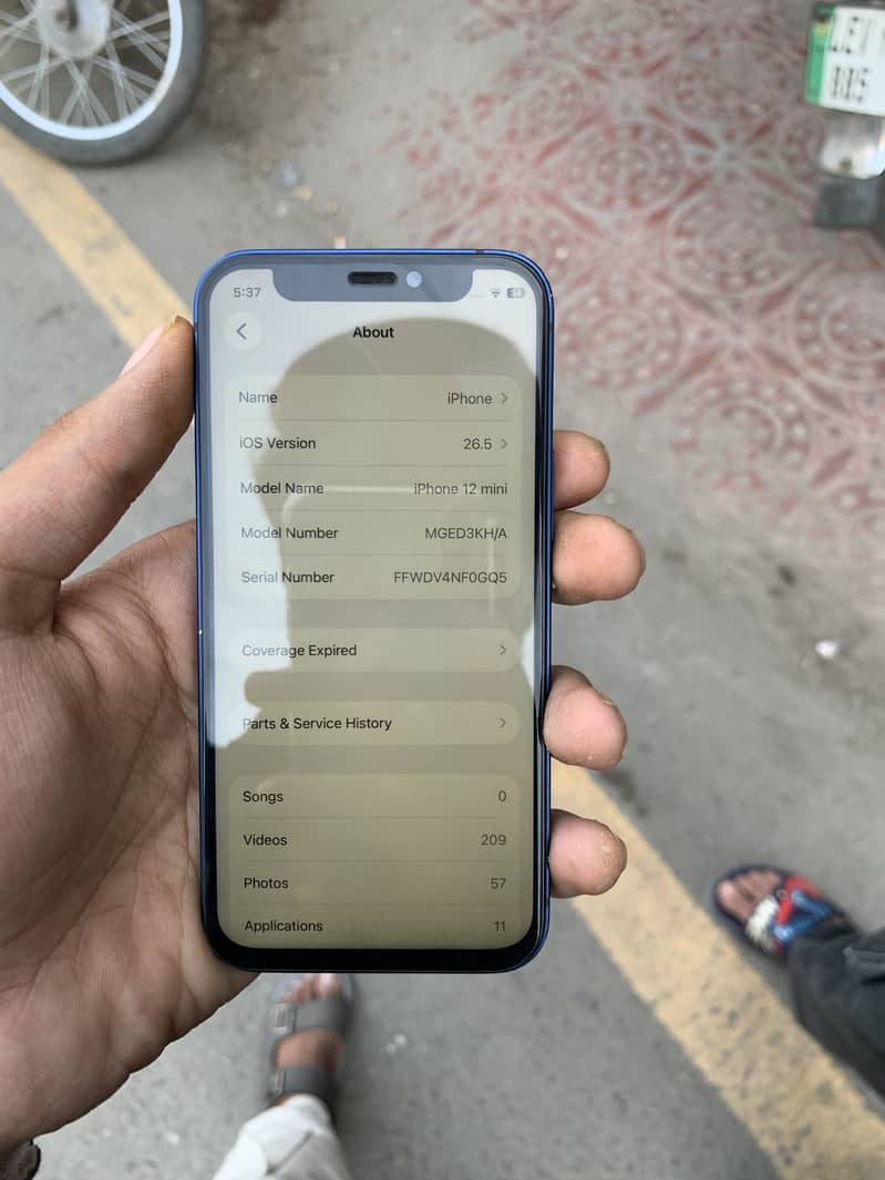 Apple iPhone 12 mini 6