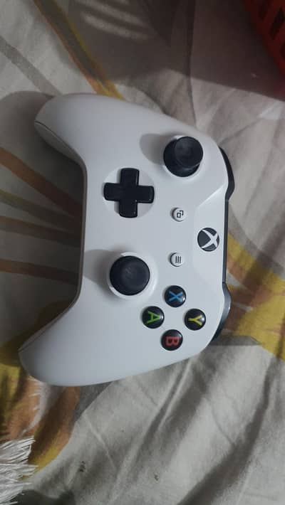 Xbox one s controller