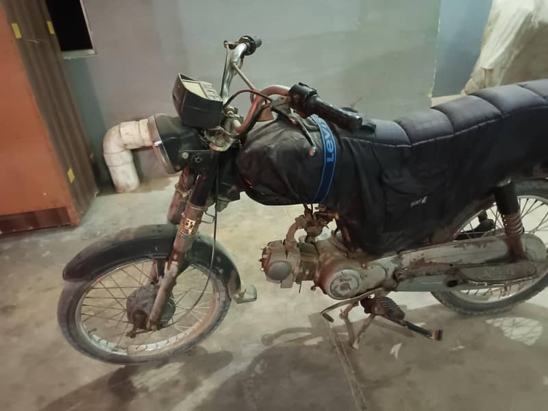 Super Star 2019 Model 4