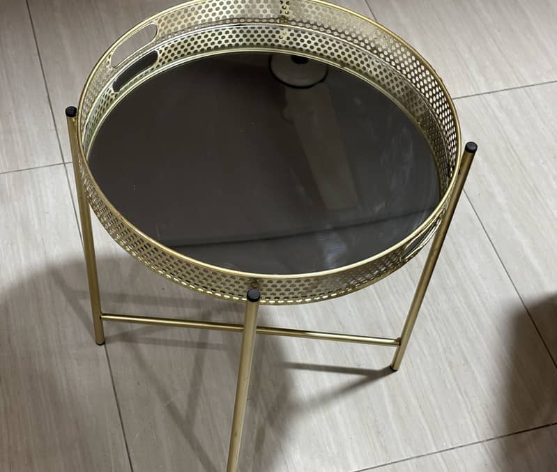 Glass Table 0