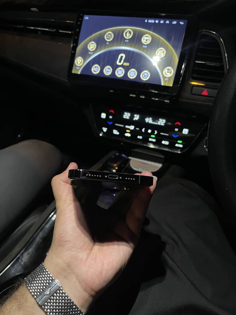 Apple iPhone 14 Pro Max 5