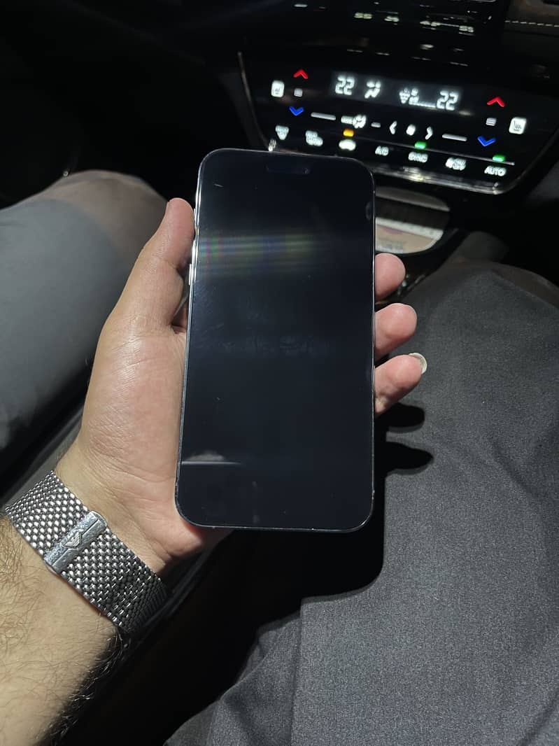 Apple iPhone 14 Pro Max 1