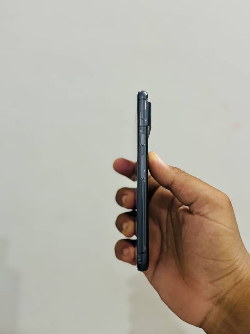 Google Pixel 8 5