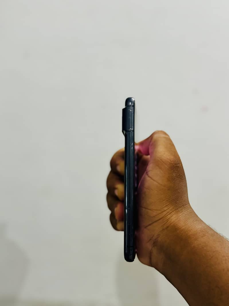 Google Pixel 8 6