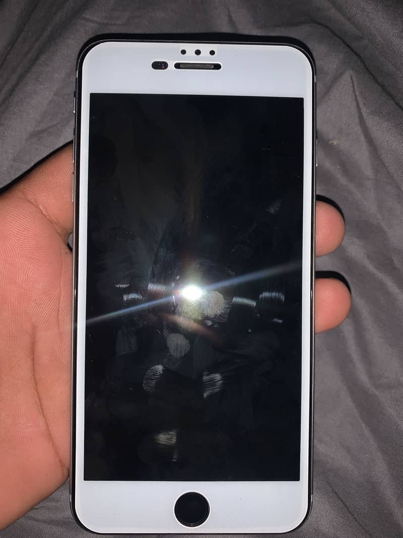 Apple iPhone 6 Plus 1
