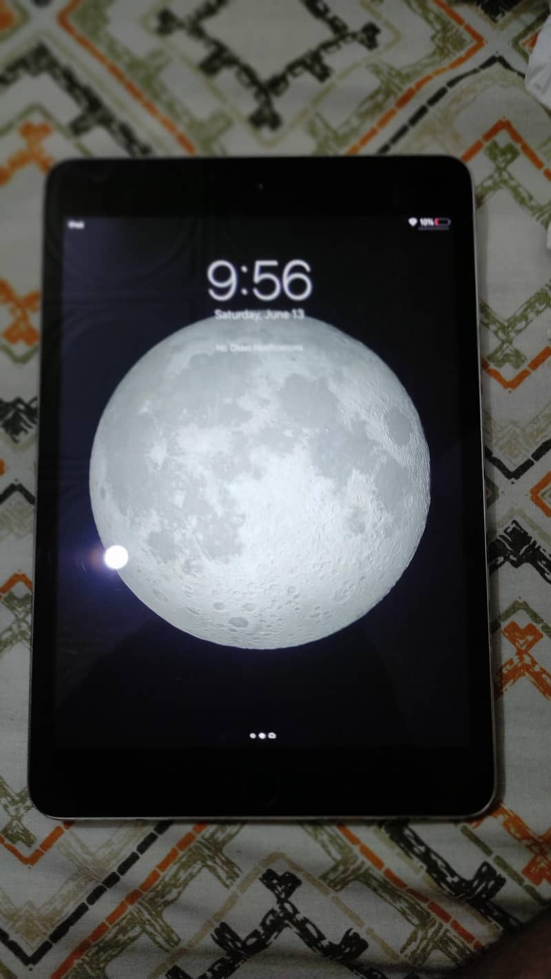 APPLE I PAD MINI 3 6