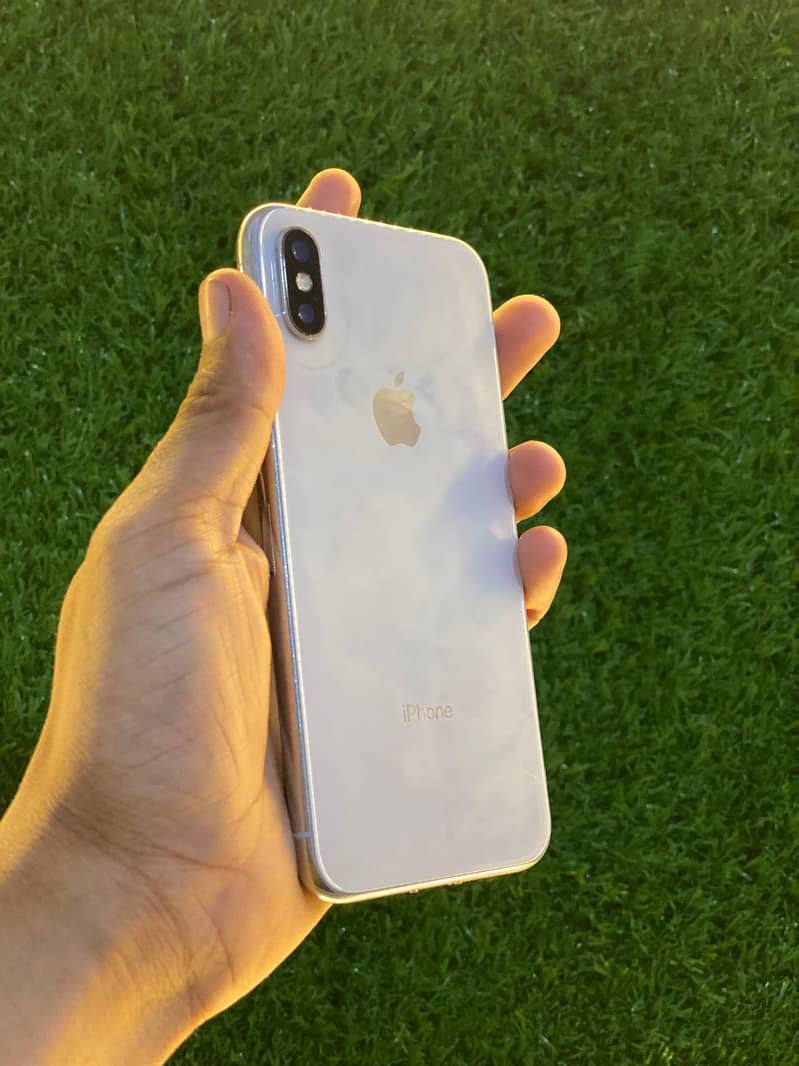 Apple iPhone X 0