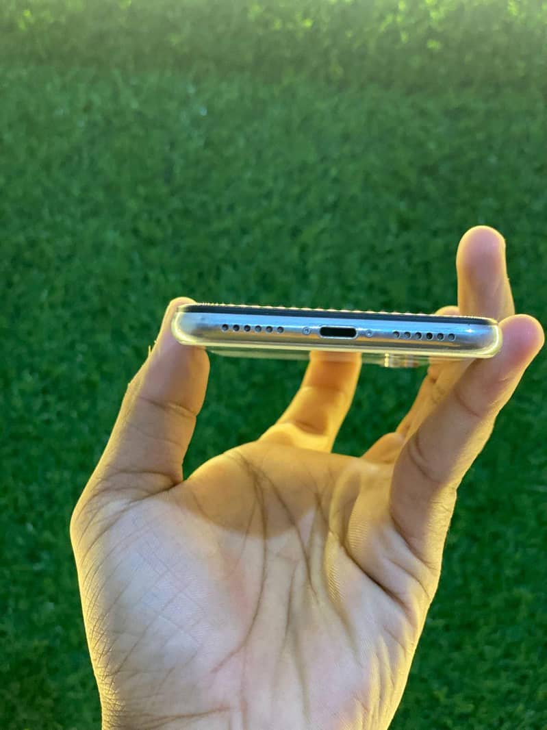 Apple iPhone X 1