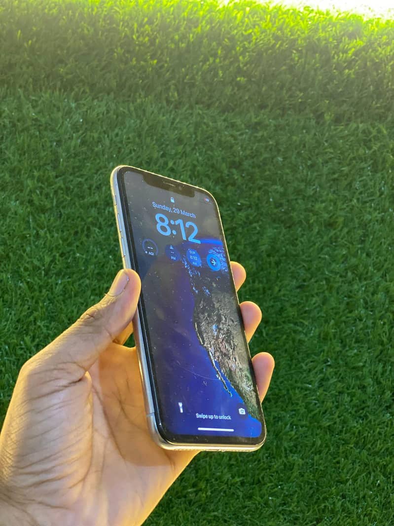 Apple iPhone X 3