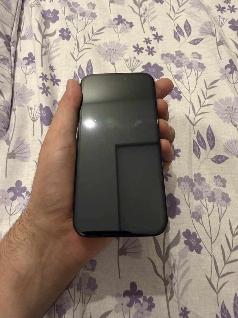 Apple iPhone 15 Pro 1