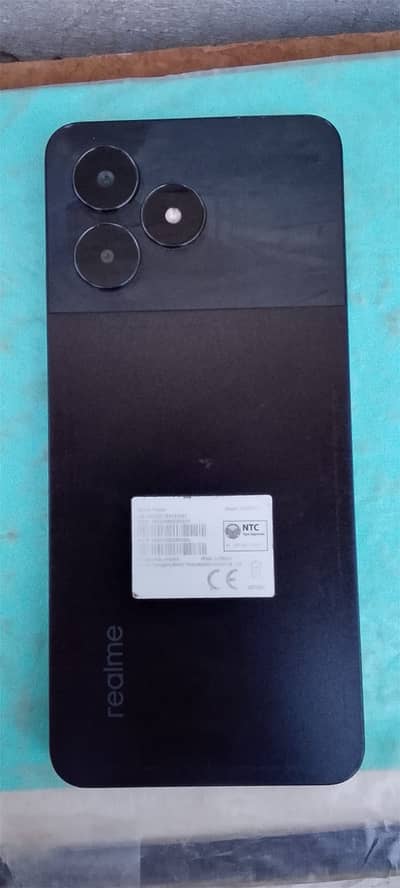 Realme C51