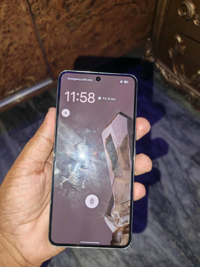 Google Pixel 8 Pro 2