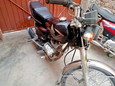 Honda 125cc bike urgent for sale