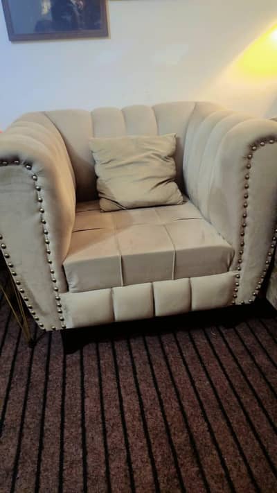 urgent sale like new not extra used