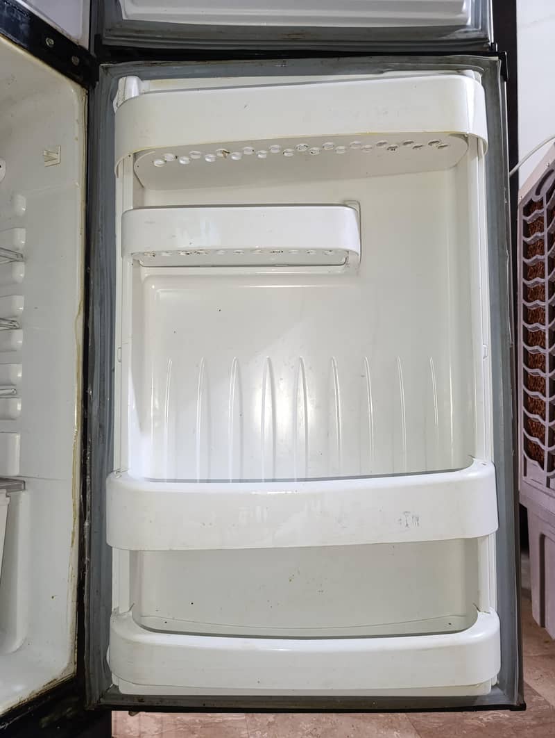 orient fridge 1