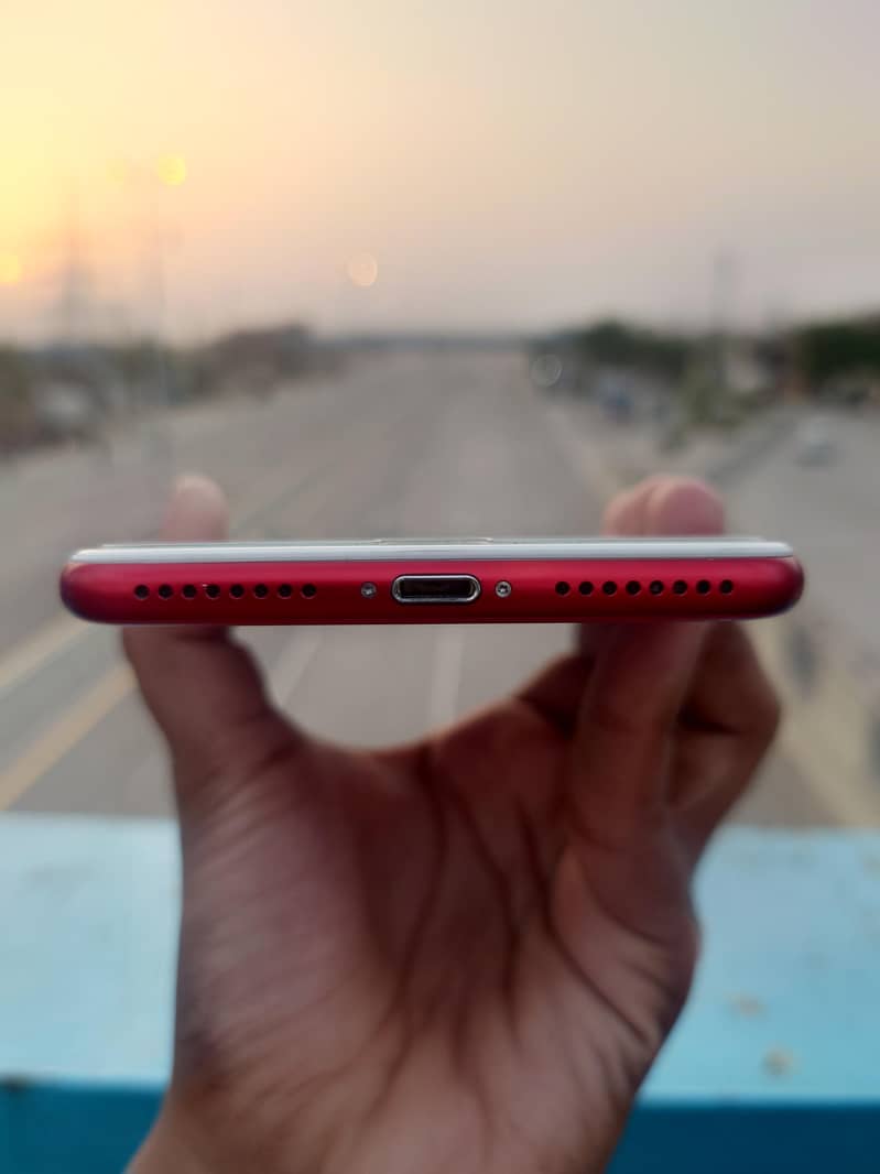 Apple iPhone 7 Plus 2