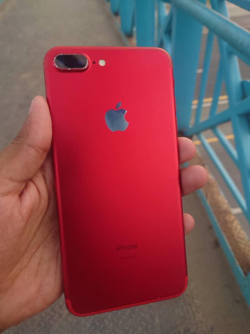 Apple iPhone 7 Plus 3