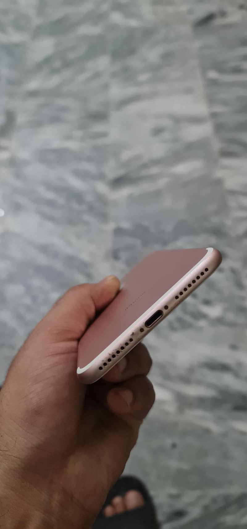 Apple iPhone 7 Plus 9