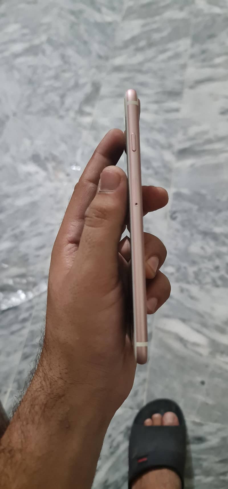 Apple iPhone 7 Plus 11
