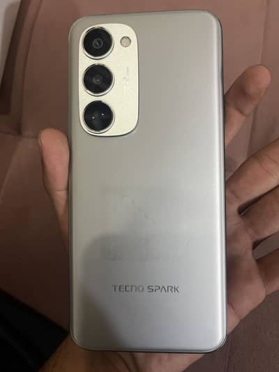 Tecno spark 40pro plus