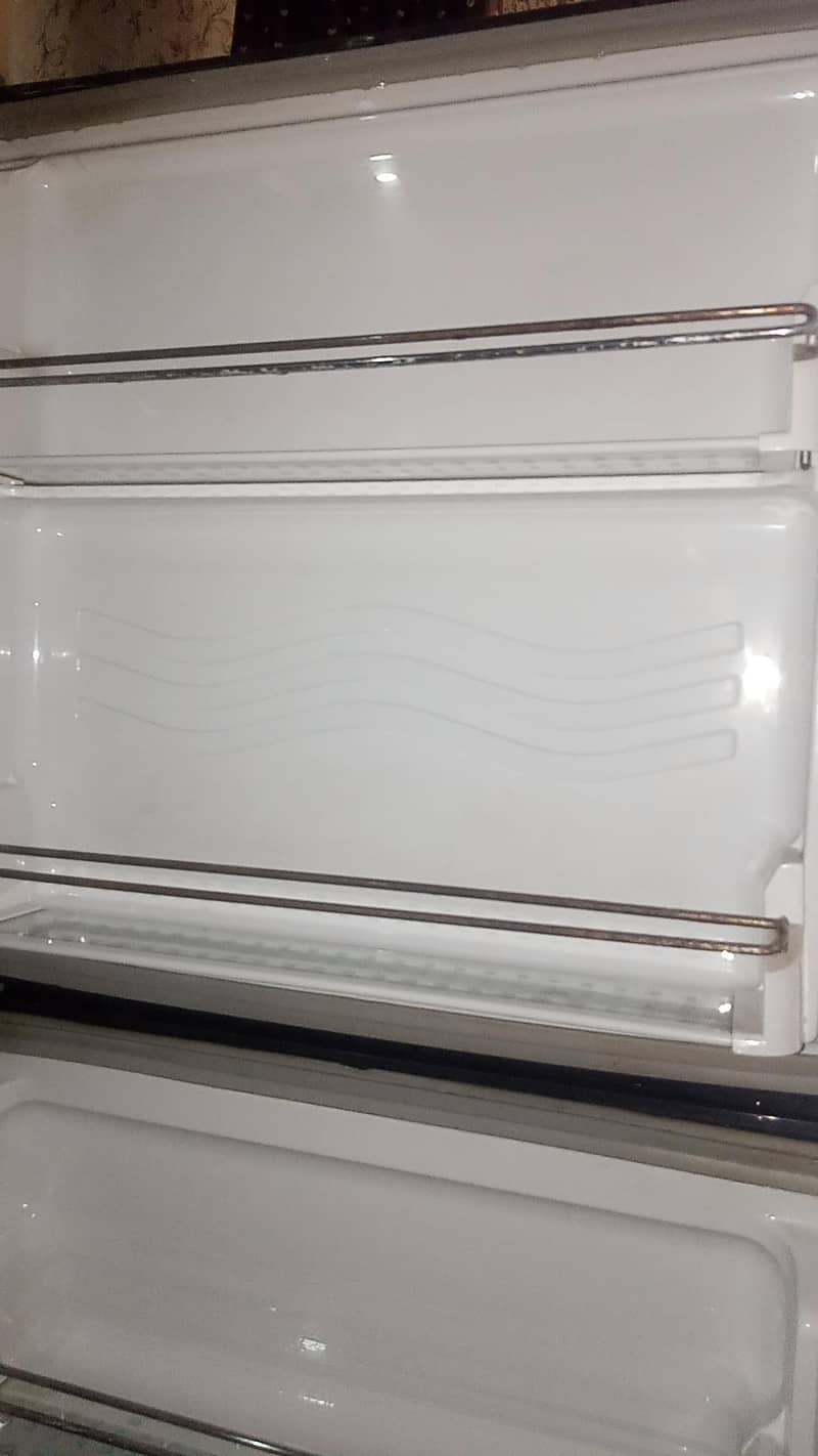 Refrigerator 4