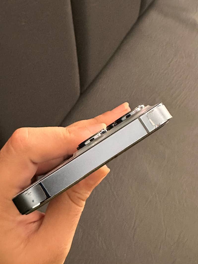 Apple iPhone 13 Pro 1