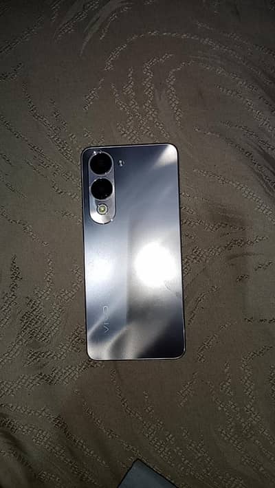 VIVO Y04