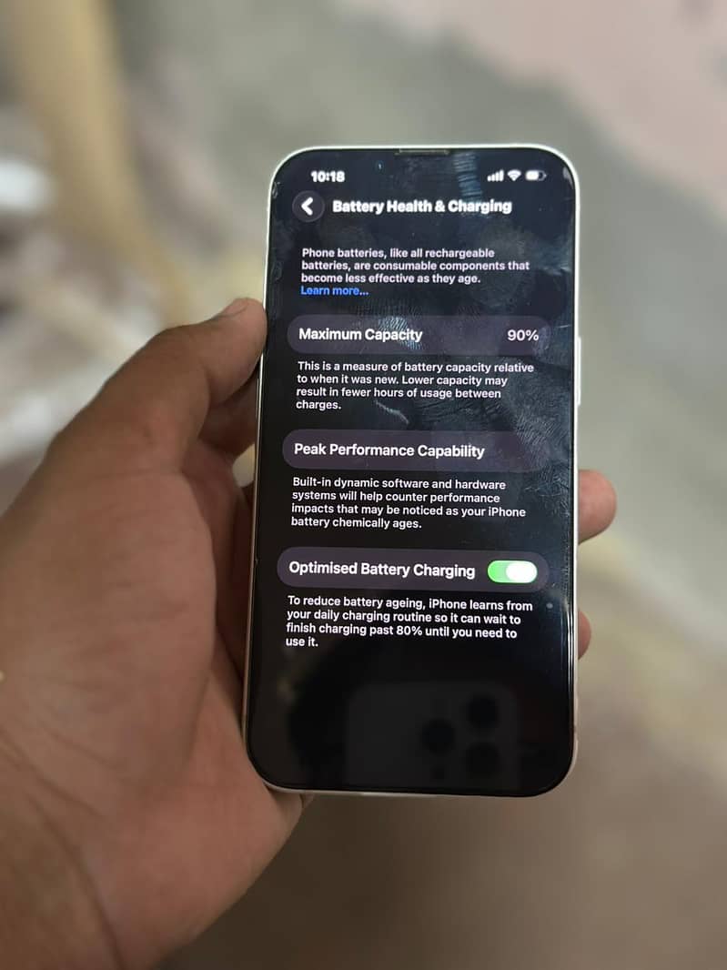 Apple iPhone 13 5