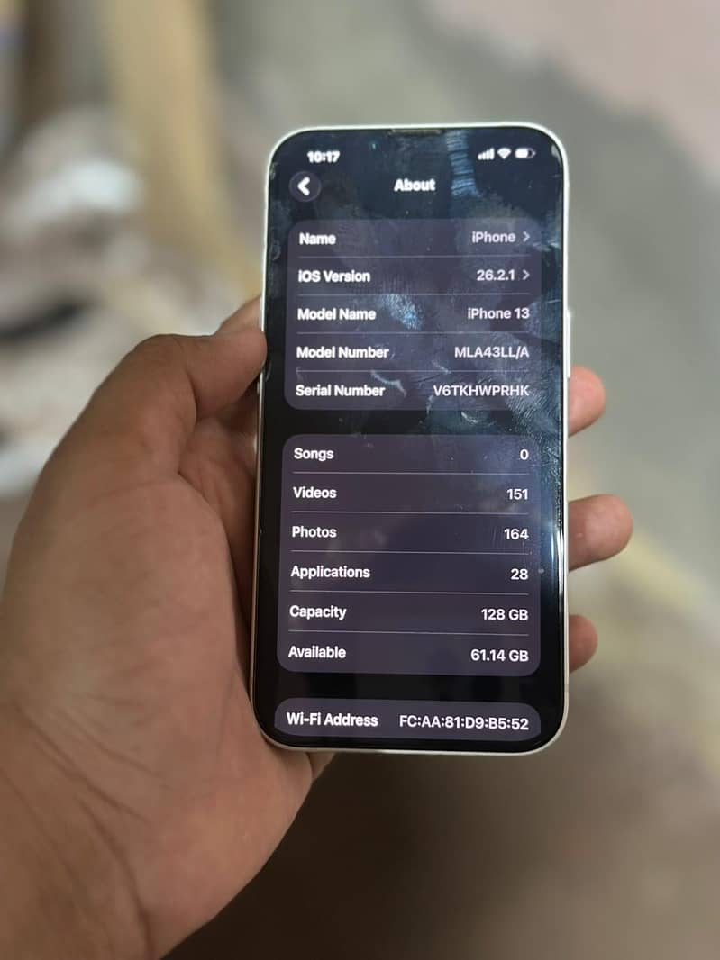 Apple iPhone 13 6