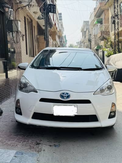 Toyota Aqua 2012
