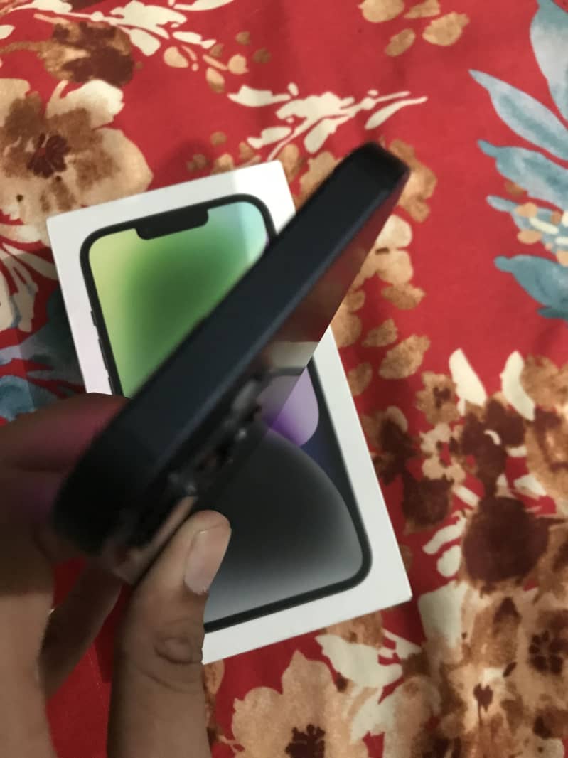 Apple iPhone 14 7