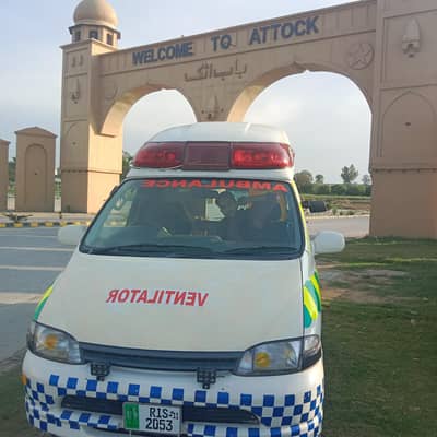 ambulance Toyota grandvia