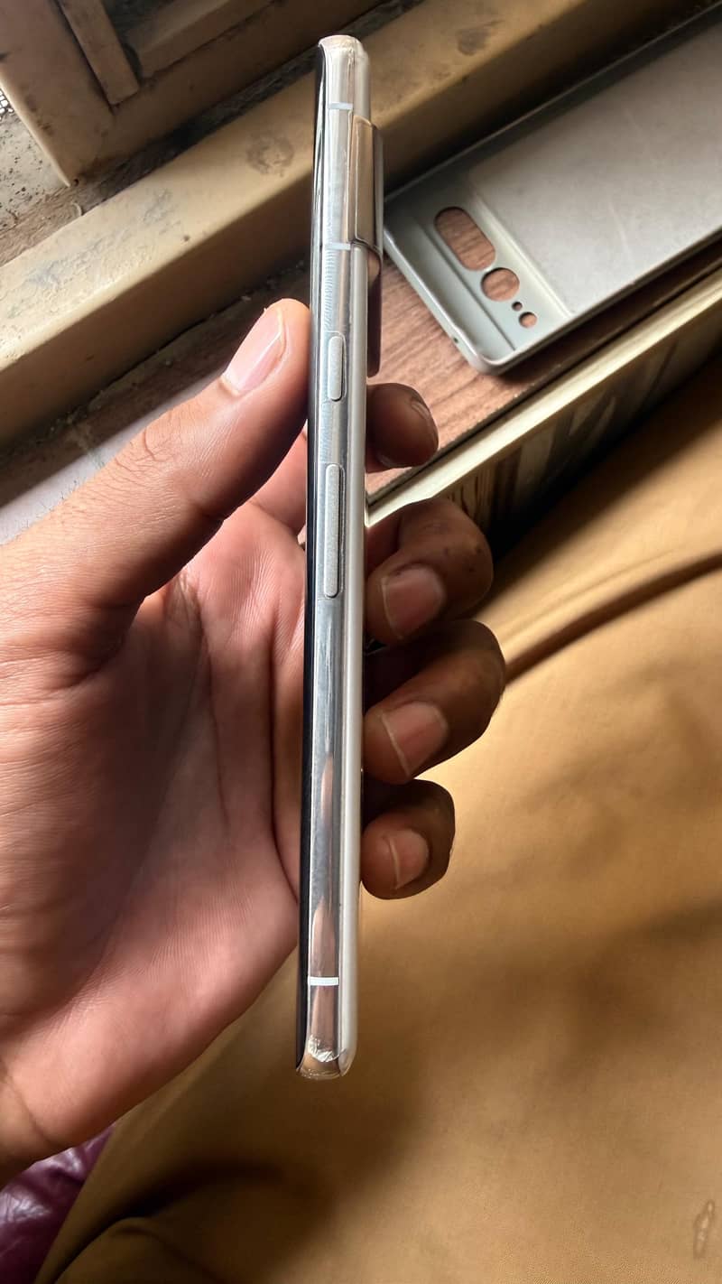 Google Pixel 7 Pro 6