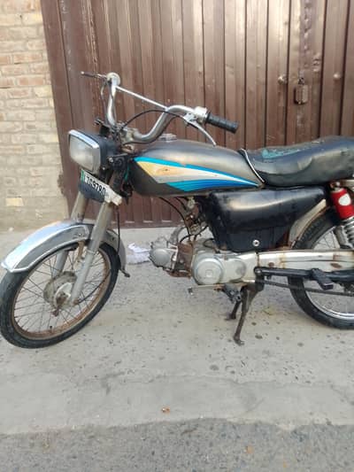 honda cd70 2004 model