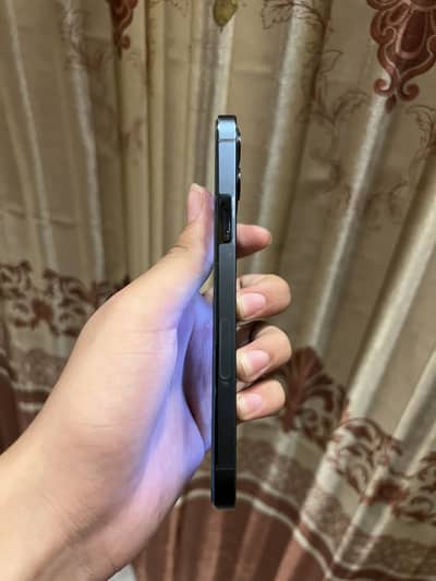 Apple iPhone 12 Pro