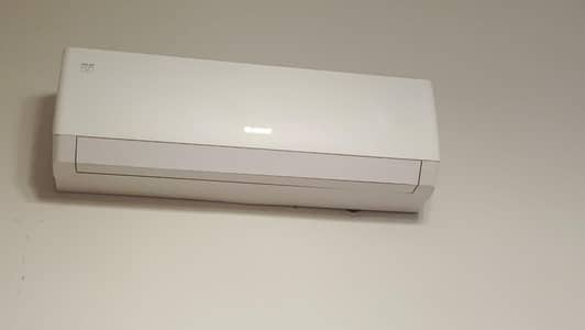 Gree 1.5 Ton Split AC – Wifi Ready – Home Used – Excellent Condition