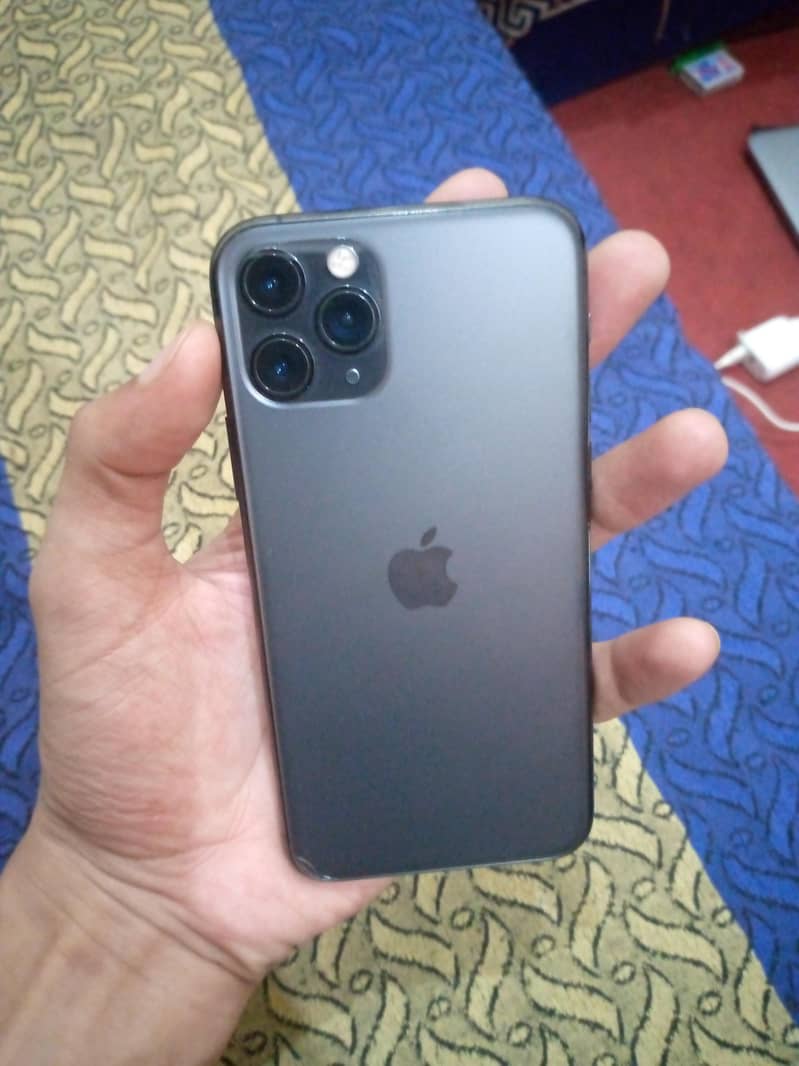Iphone 11 pro 1