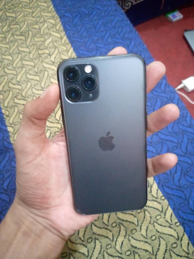 Iphone 11 pro 2